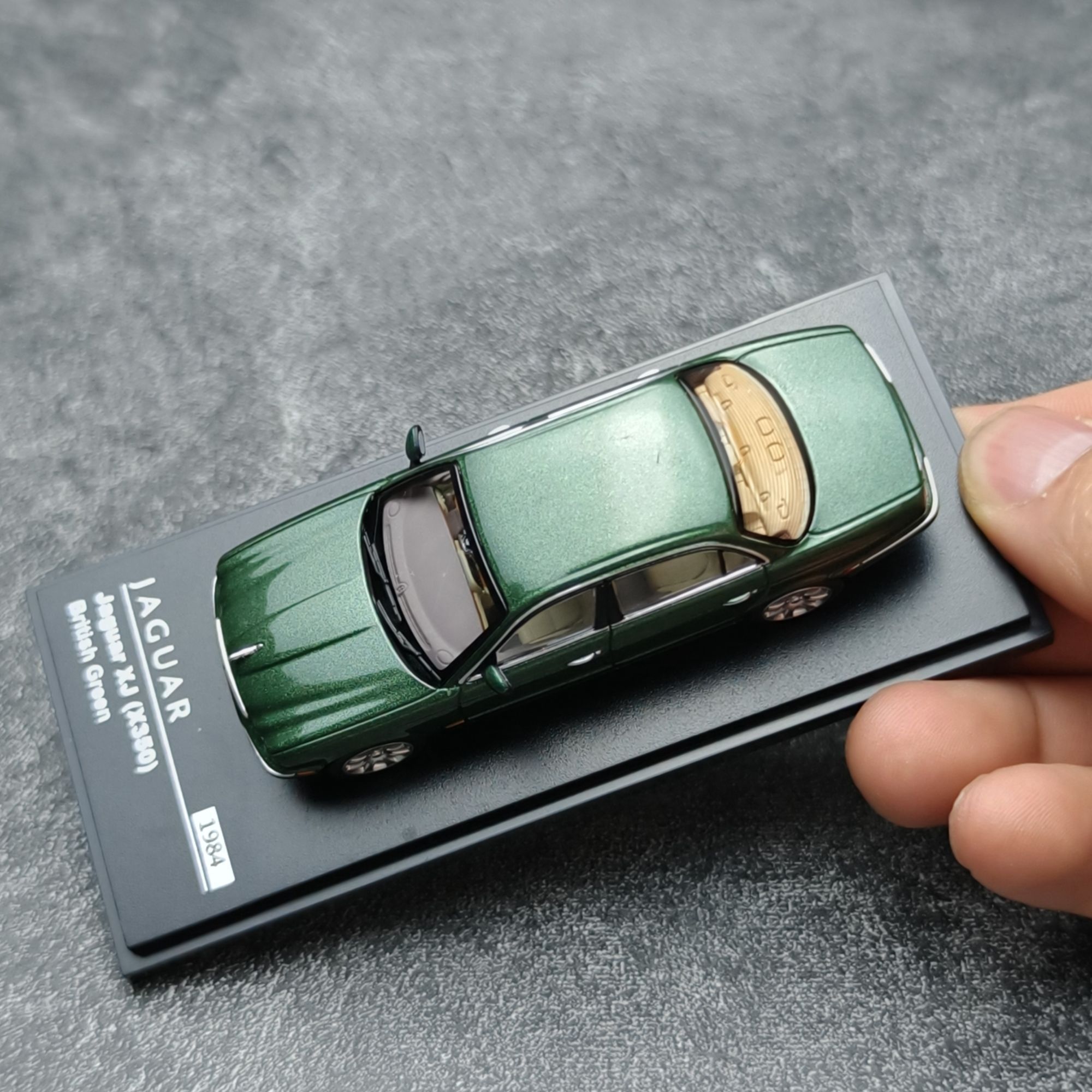 AR BOX - Modelo de Coche de Al - Battery Case Storage reseña y precio