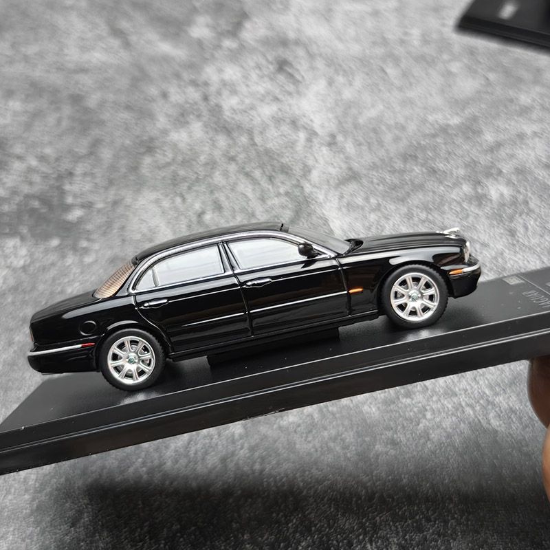 AR BOX - Modelo de Coche de Al - Battery Case Storage reseña y precio